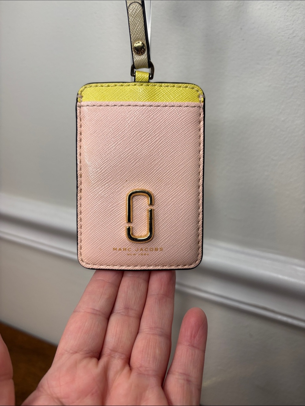 Marc Jacobs Snapshot Mint, Pink, Purple, Yellow Leather ID Card Holder Lanyard - Picture 8 of 12